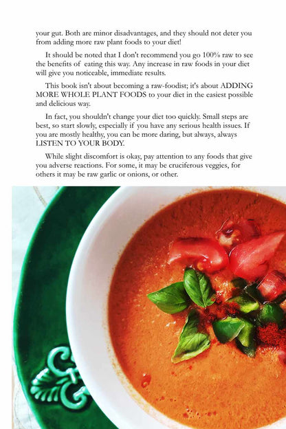 Easy Raw Soups: 40+ Super-Easy, Nutrient-Rich Raw Soup Recipes Bursting with Flavor!  (Paperback)