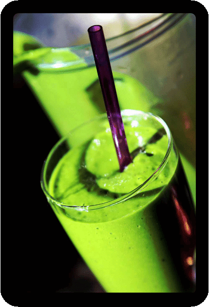 Easy Green Smoothie Recipe Book for Kids & Adults: Get Your Family Drinking Greens, Fruits & Veggies with Green Reset Formula! (Ebook)
